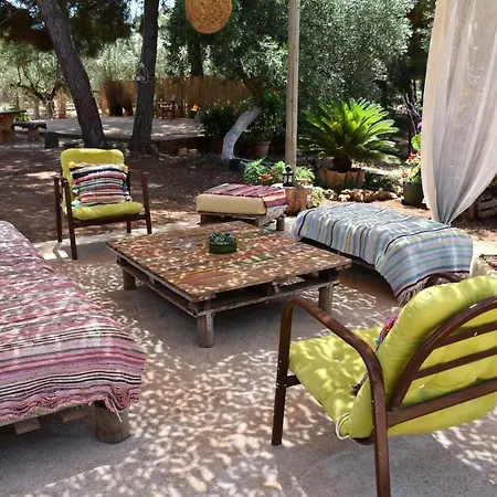 Cocoon Tent In An Olive Grove Сasa de vacaciones